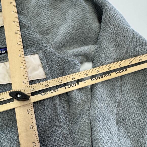 Patagonia Sweater Womens Medium Grey Re Tool Snap T Pullover Fleece - Picture 10 of 10